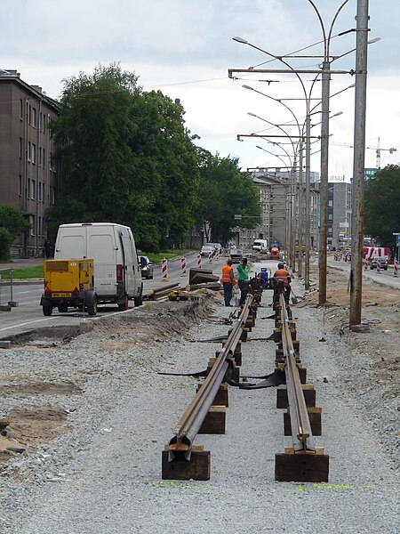 File:2014 tram tracks replacement in Tallinn 075.JPG