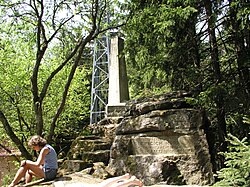 Skály na vrcholu Kohout v Soběnovské vrchovině