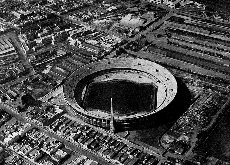 File:Aerial view RAC-1950-09-03.jpg