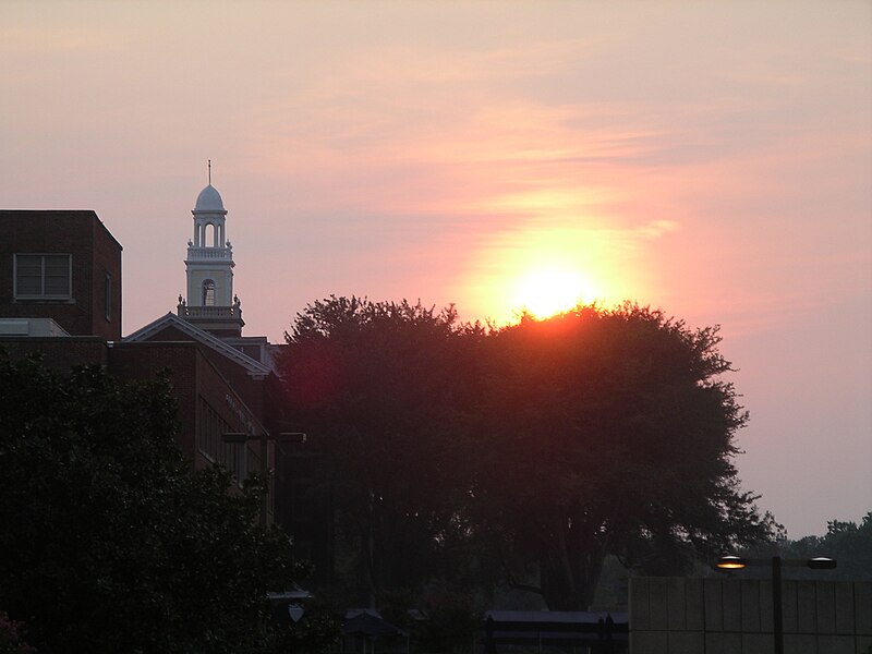 File:Georgetown University School of Medicine sunset.jpg