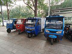 Low-speed vehicles for couriers.jpg