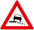 A19 Danger of falling onto unpaved area