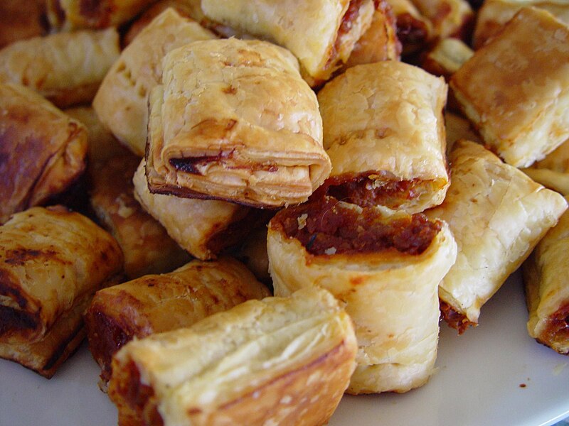 File:Heaps of sausage rolls.jpg