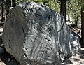 Hot Rock, bombe volcanique projetée par une explosion du pic Lassen (Californie) pendant ses éruptions de 1914-1917.