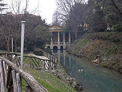 I Giardini Salvi con la loggia