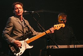 Bruce Foxton.jpg