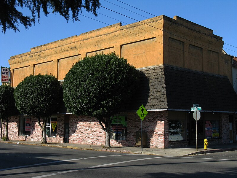 File:First Masonic Hall, Yuba City, CA.jpg