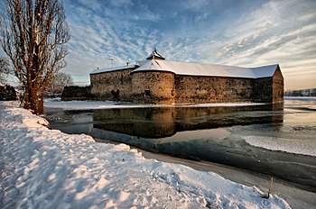 Gothic Švihov water castle in Klatovy District, southwestern Bohemia, in winter. Photograph: Jiří Strašek Licensing: cc-by-sa-4.0