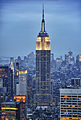 Ang Empire State Building na tinayo noong 1930  United States