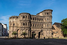 Porta Nigra morgens (100MP)