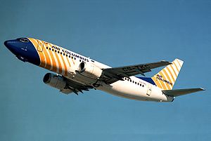 Boeing 737-300 der Air Columbus