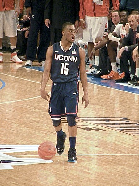 File:Kemba Walker 2011.jpg