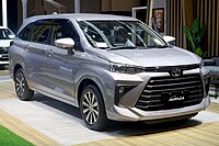 2022 Toyota Avanza de frente