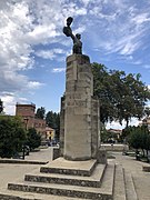 Monumento ai caduti, Castell'Umberto.jpg