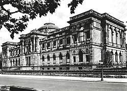 Staedel Museum Frankfurt am Main 1929.jpg