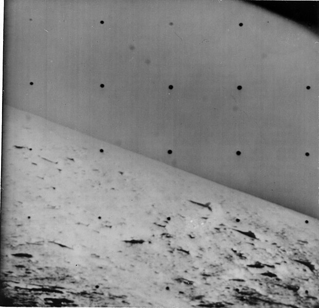 File:Surface of the Moon as seen by Surveyor 3 Press release 67-H-457.jpg