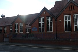 Kington Primary School - geograph.org.uk - 2478850.jpg