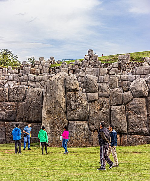 File:Sacsayhuaman - 51188083993.jpg