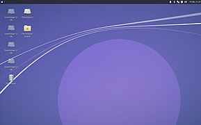 Xubuntu 18.10 Desktop.jpg