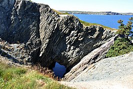 Burnt Head Arch, een natuurlijke boog in het noordwesten van Cupids