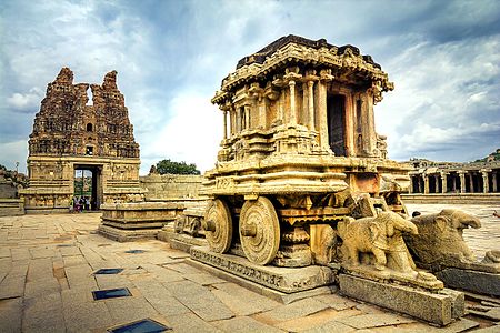 Iconic chariot from Vittala Temple, Hampi Photograph: Ram.tota