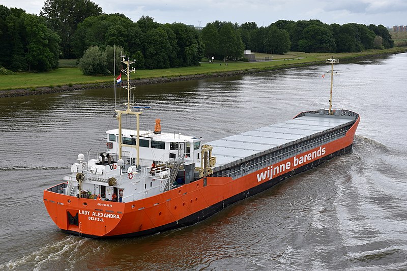 File:Lady Alexandra (IMO 9624835) stern view.jpg