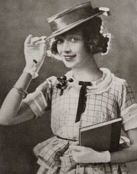 Esther Howard 1920