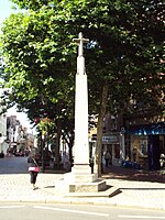 High cross given to the town of Shrewsbury by the school in 1952, replacing the lost medieval cross, to celebrate 400 years of relations between the two