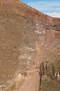 Crater Vesuvius from inside Italy.jpg