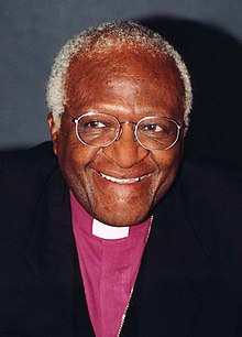 Desmond Tutu (47327456801) (cropped and adjusted).jpg