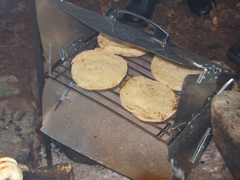 File:Reflector oven.jpg