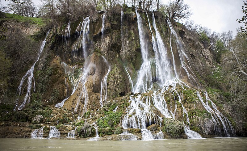 File:Bisheh, Lorestan, Iran.jpg