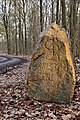 Historischer Grenzstein im Garlstorfer Wald, Gemeinde Garlstorf, Landkreis Harburg, Niedersachsen, ein sog. Georg-Rex-Stein