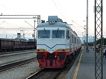 Электропоезд ЭР31 (ЖПЦГ 412/416) в Подгорице. Вид на вагон 412-050