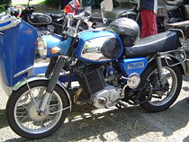 MZ TS 250/0 zijspancombinatie met een MZ ETZ 250 Motorblok en ETZ 251 cilinder gemonteerd.