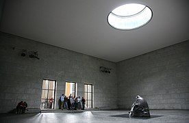 B Neue Wache interior 1b