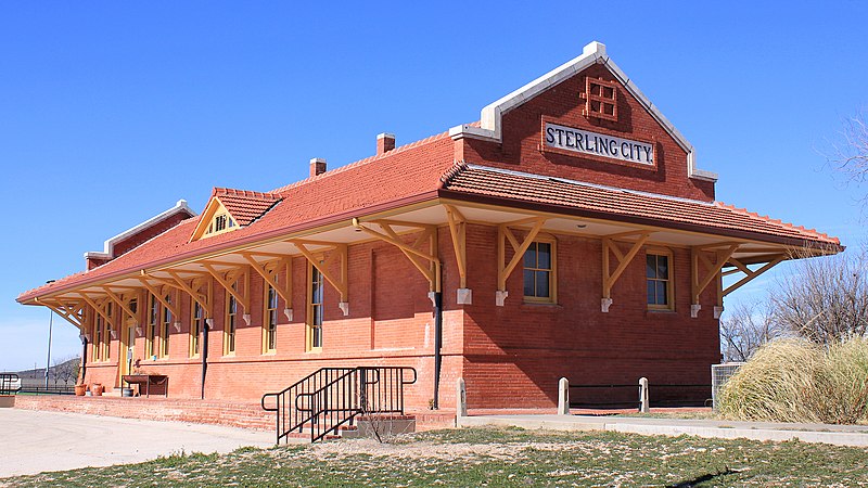 File:Concho San Saba and Llano Valley Railroad Station.jpg