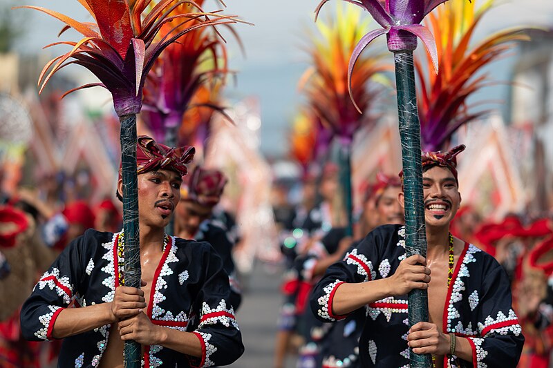 File:F'lomlok Festival.jpg