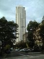 Horizon Apartments (1990–1998), Darlinghurst. Also designed by Harry Seidler.