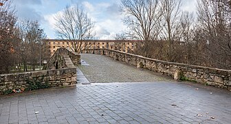 Puente de San Pedro in Pamplona (1).jpg