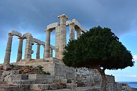 Sounion - Temple of Poseidon.jpg