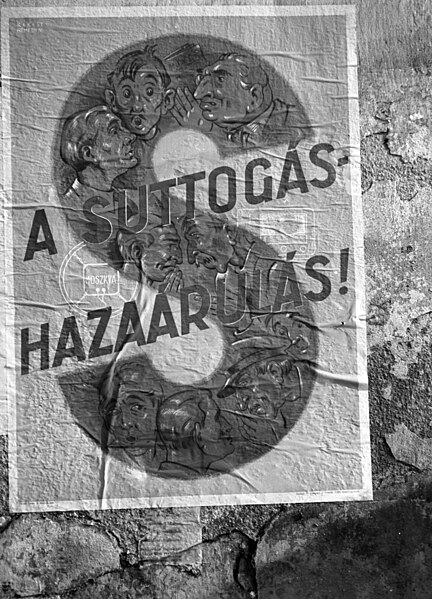 File:'A Suttogás - Hazaárulás!' Kékesi László plakát 1944 Fortepan 72871.jpg