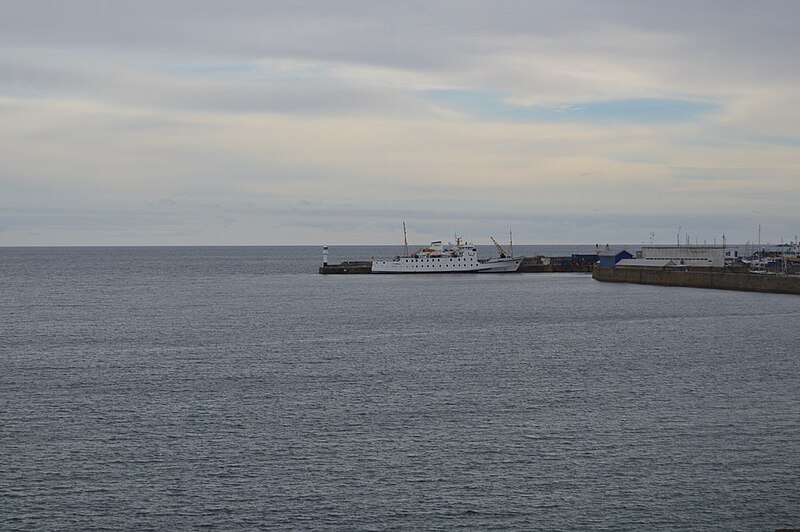 File:Boat at South Pier - geograph.org.uk - 6446478.jpg