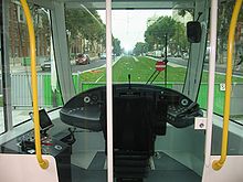 Cabine de conduite du Citadis 402 sur la ligne T3a.