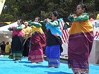 Kapa malong malong, a traditional Maranao dance featuring the many uses of the malong