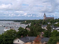 La vieille ville et le port.