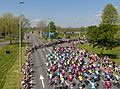 Het peloton vertrekt uit Arnhem.