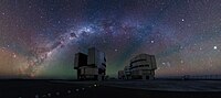 Airglow over the VLT platform[16]