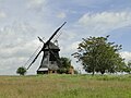 Windmühle mit Schuppen