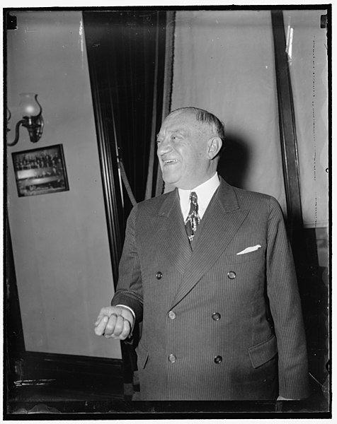 File:Author of Wagner Labor Relations Act happy over Supreme Court decision. Washington, D.C., April 12. Senator Robert F. Wagner of New York, author of the Wagner Labor Relations Act, was all LCCN2016871519.jpg